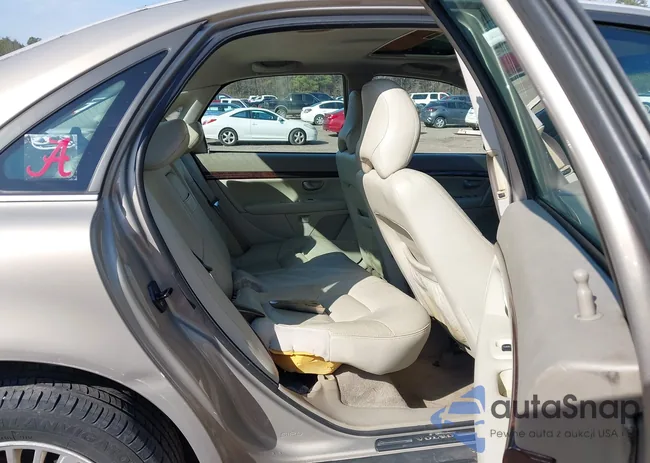 YV1TS92D141343129: 44463450