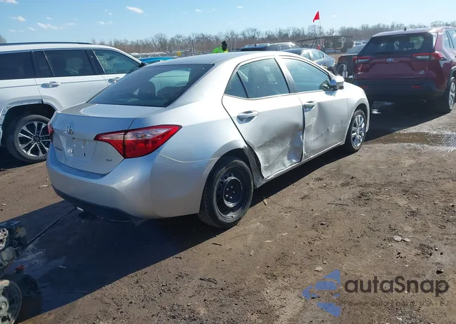 2T1BURHE8JC985995: 44463451