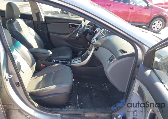 KMHDH4AE8CU217414: 44463493