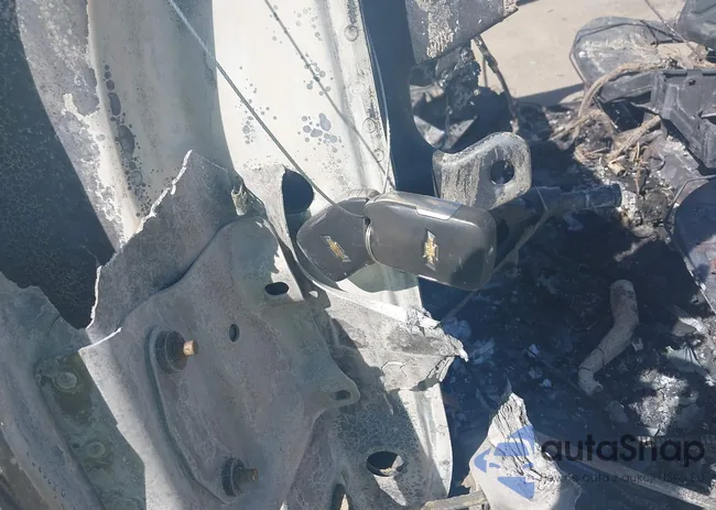 3GCUYDED5KG185027: 44463517