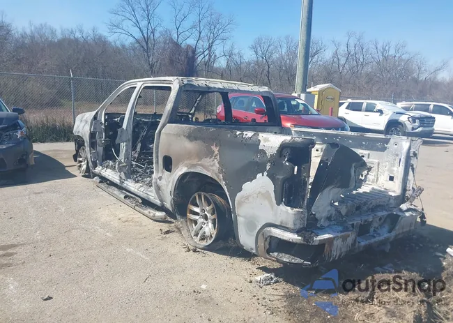 3GCUYDED5KG185027: 44463517