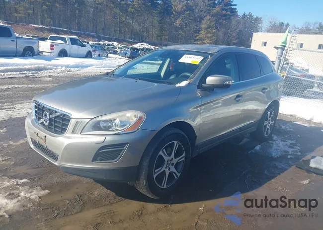 YV4902DZ6D2410157: 44463555