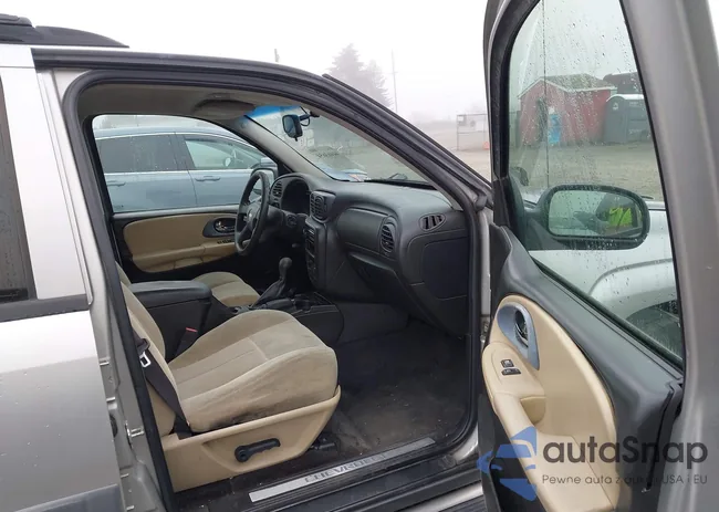 1GNDT13S252167488: 44463654