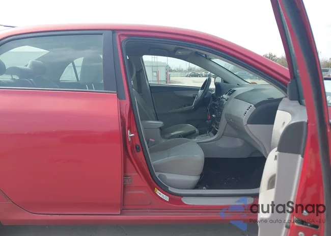 2T1BU4EE7BC605926: 44463661