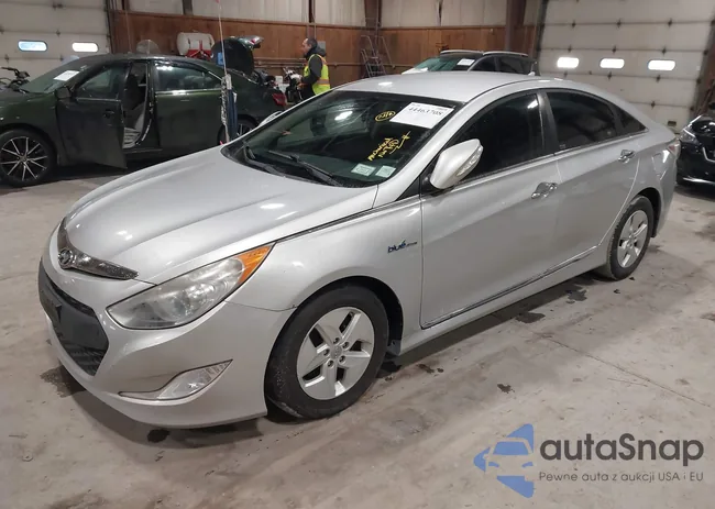 KMHEC4A42BA004873: 44463708