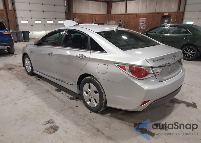 KMHEC4A42BA004873: 44463708