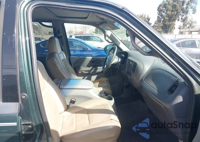 1FTRW07L21KC34930: 44463718