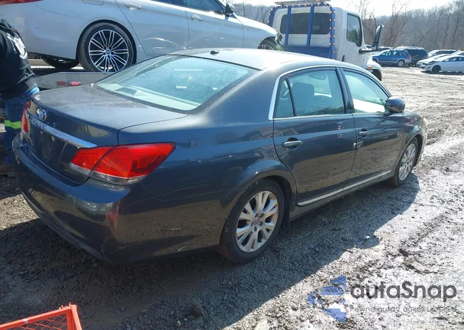 4T1BK3DB0CU448666: 44464827