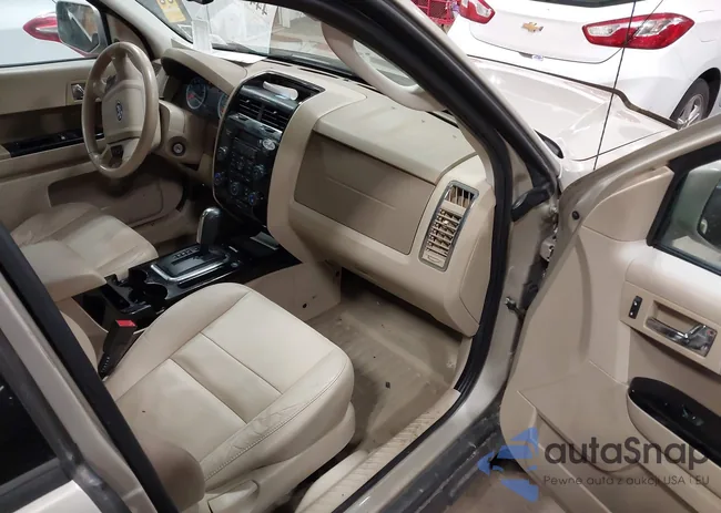 1FMCU9E77CKC78149: 44464830