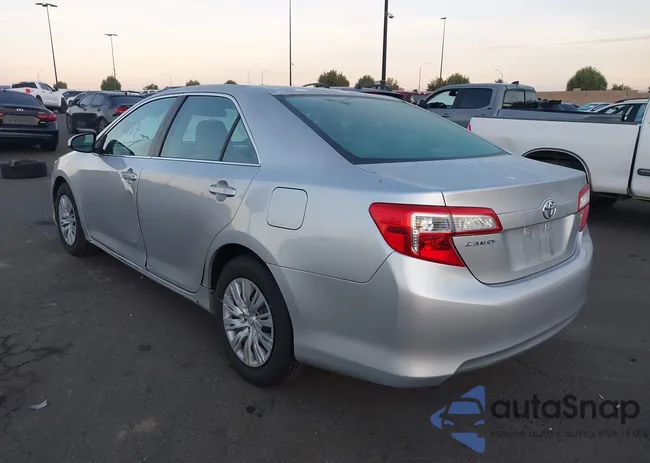 4T4BF1FK6CR253585: 44464857