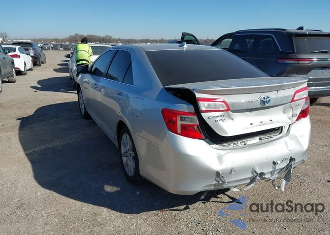 4T1BD1FK3CU023051: 44464928