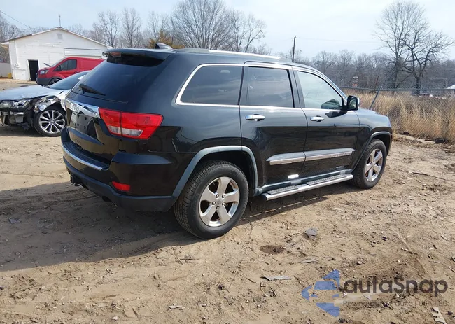 1J4RR6GT3BC605481: 44465136