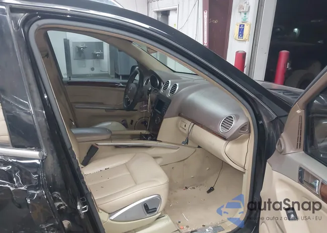 4JGBF7BE3AA540622: 44465156