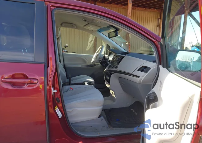 5TDKA3DC7CS011607: 44464344