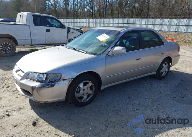 1HGCG5651XA085932: 44464370