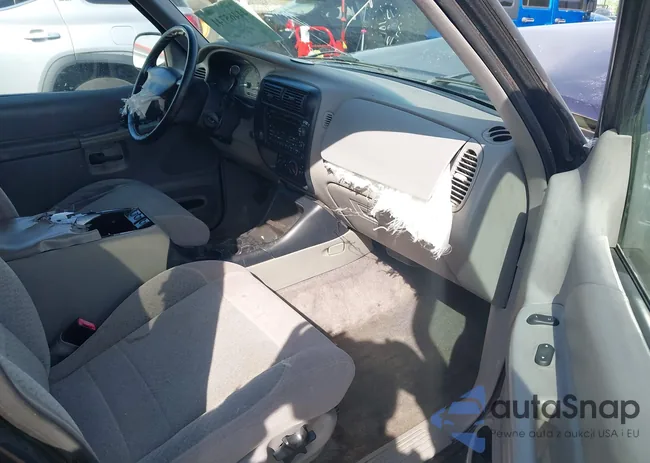 4M2ZU55PXXUJ02868: 44465741