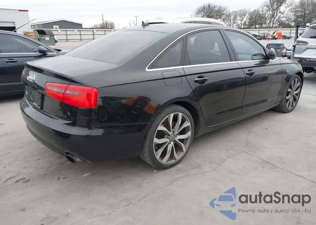 WAUGFAFC2DN069170: 44465757