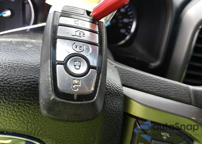 1FMJU1HT2MEA33115: 44465799