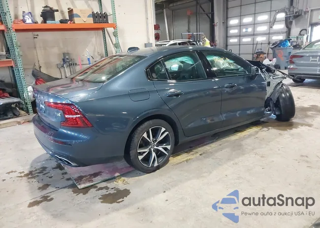 7JRA22TM4KG017162: 44465940