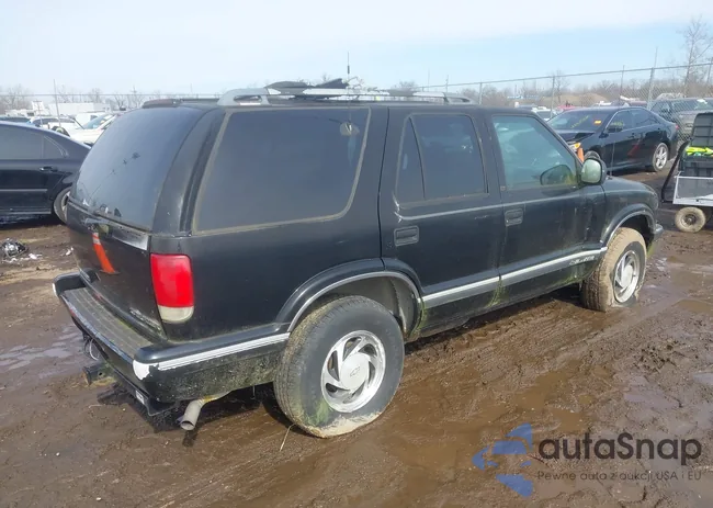 1GNDT13W8S2200265: 44465982