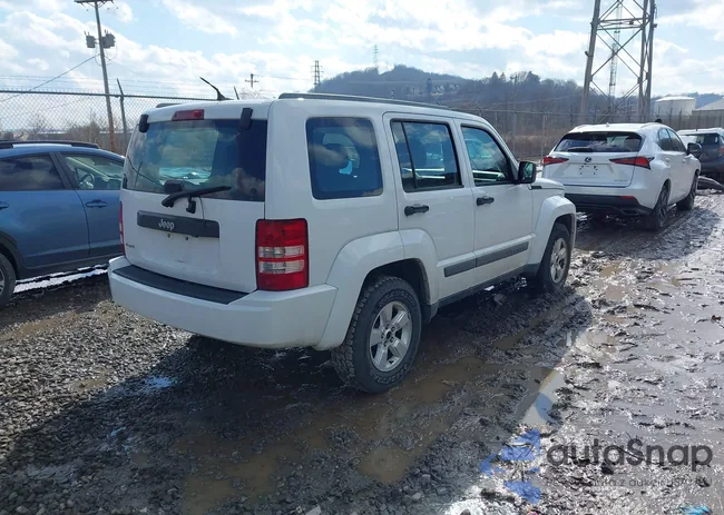 1C4PJMAK9CW136373: 44466072