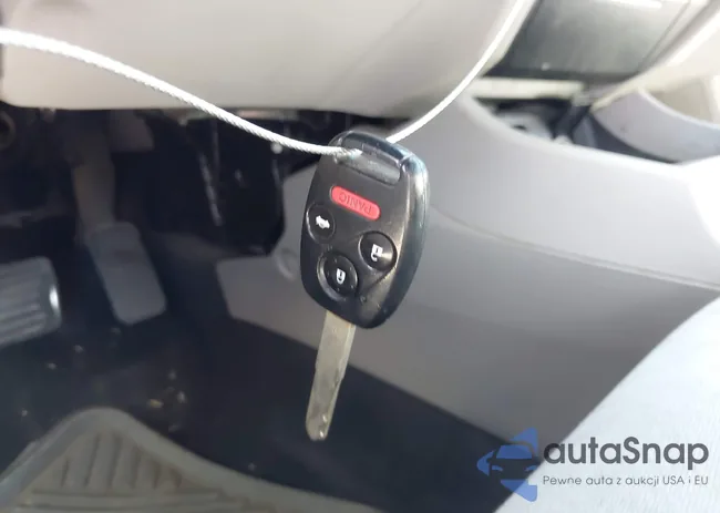 2HGFB2F55DH514576: 44465360