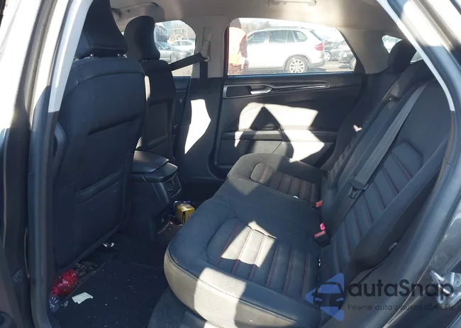 3FA6P0HD5GR148366: 44465519