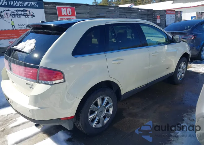 2LMDU88C57BJ29413: 44465542