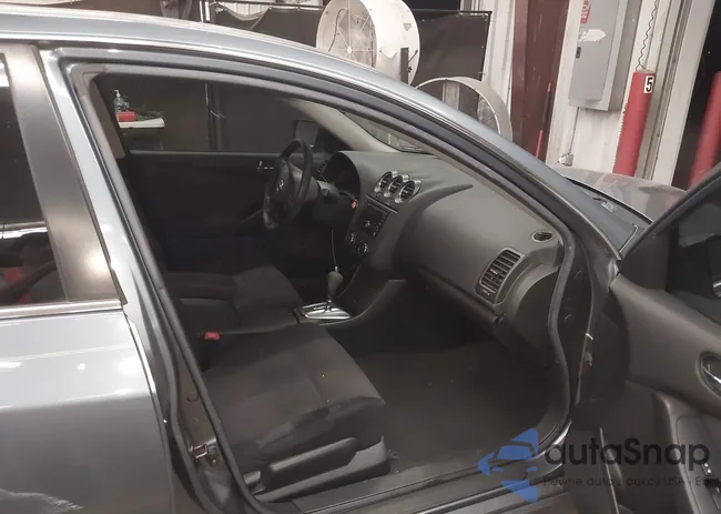 1N4AL2AP3AN532467: 44465623