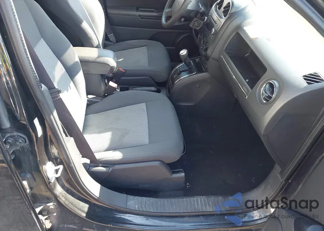 1J4FF47B39D120382: 44465634