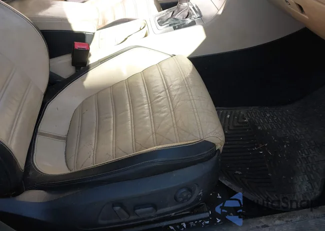 WVWGU73C49E551615: 44465649