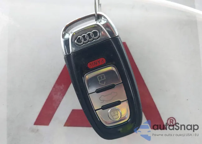 WAU2GAFC9EN031752: 44466733