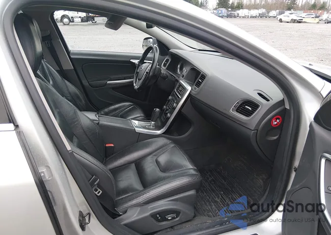 YV1622FS4C2117267: 44466750