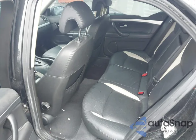 YS3FH41UX81107597: 44466765