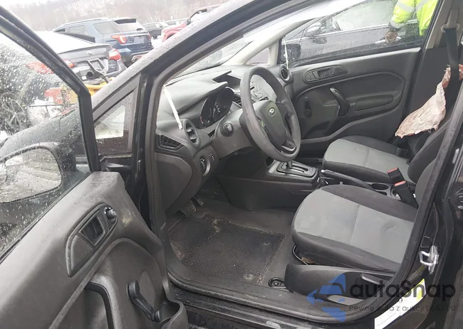 3FADP4AJ2FM223695: 44466872