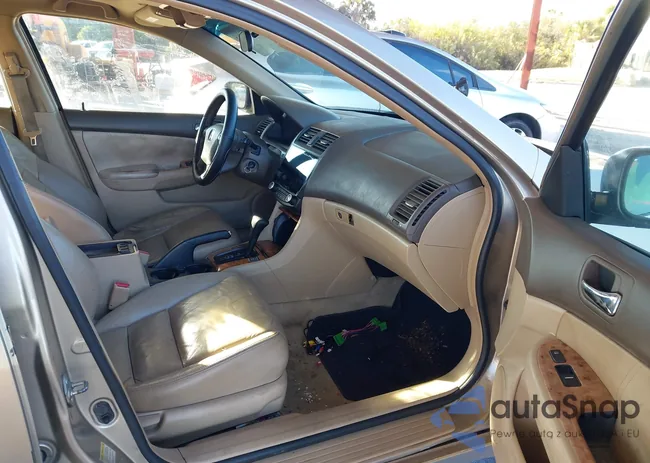 1HGCM56603A039066: 44467155