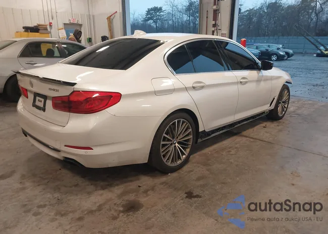 WBAJE7C58KWW14166: 44466410