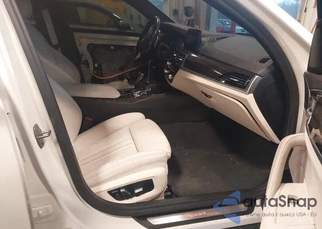 WBAJE7C58KWW14166: 44466410