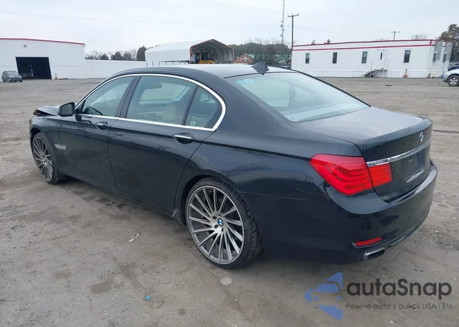 WBAKB4C54BC392609: 44466576