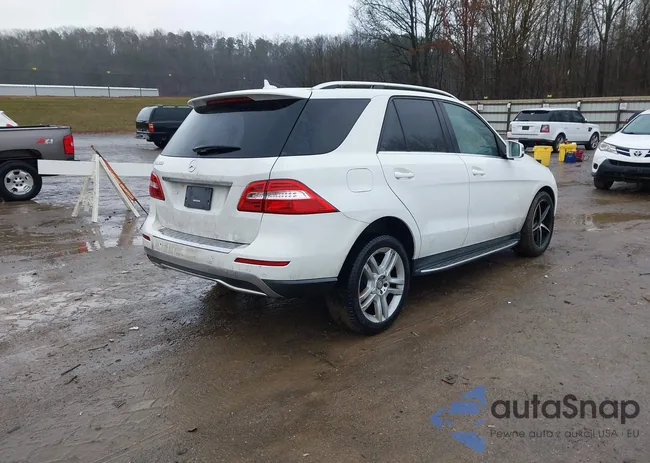 4JGDA5JB9FA592010: 44467823