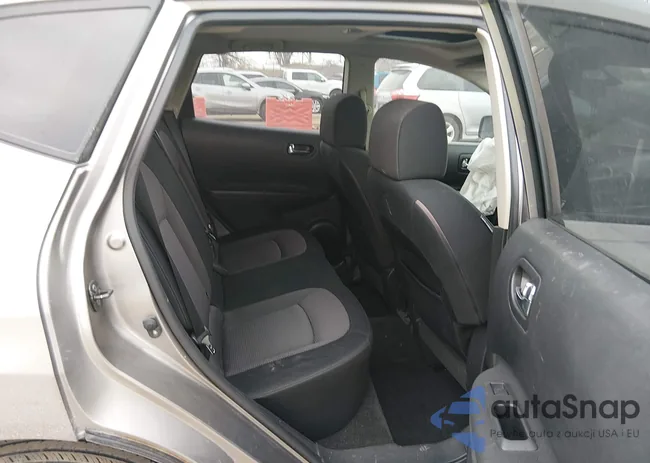 JN8AS58T49W325453: 44467896