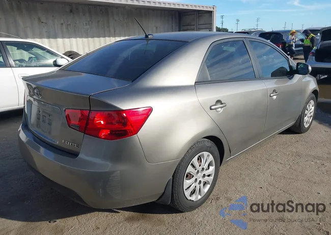 KNAFU4A27D5658085: 44468147