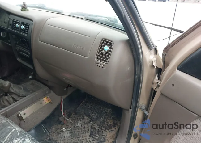 4TAPM62N9XZ565072: 44468275