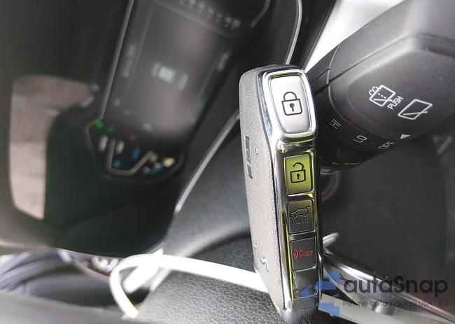 KNDCD3LD8N5547870: 44468294