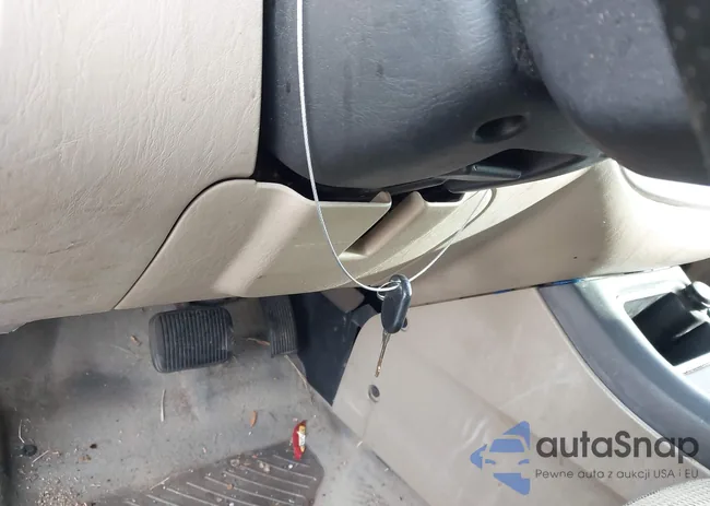 1FMYU03105KB02725: 44468297