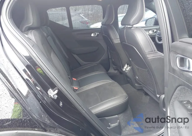 YV4162UM7M2487233: 44468332