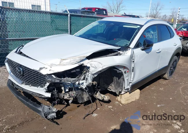 3MVDMBBM6RM667987: 44468773