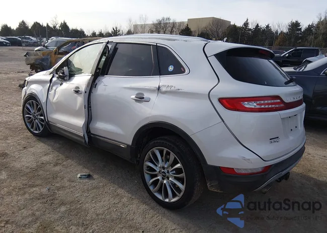 5LMCJ1A97FUJ19185: 44468862