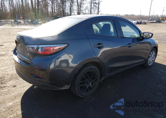 3MYDLBZV6GY100804: 44468898