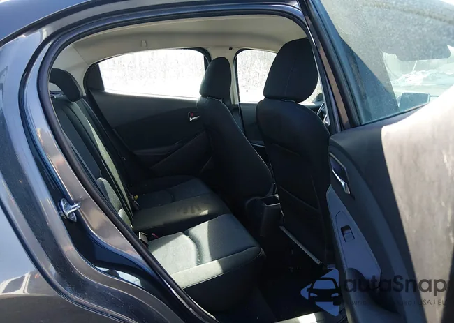 3MYDLBZV6GY100804: 44468898